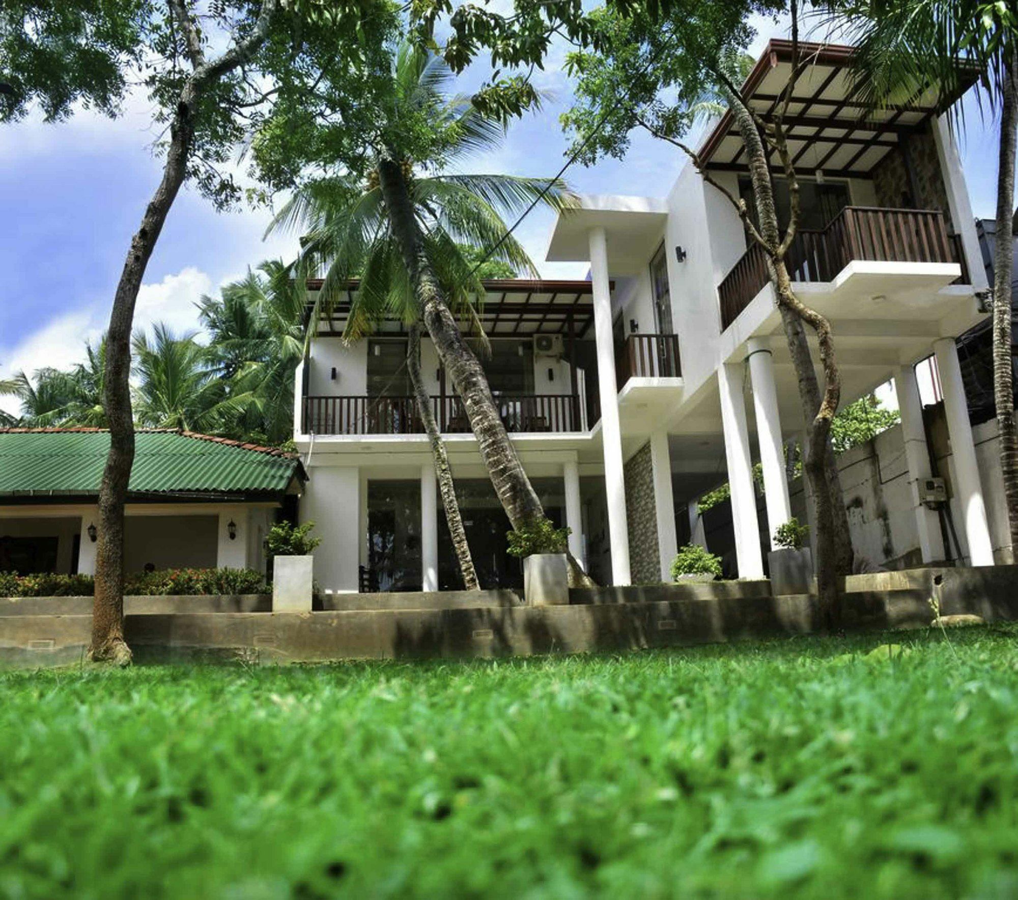 Sea View Tourist Inn تانجالي المظهر الخارجي الصورة